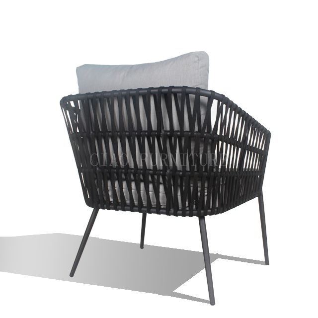 Mit Gürtel geflochtener schwarzer Resort-Stuhl für den Außenbereich